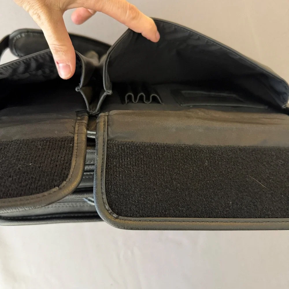 Dell Black Leather Laptop Messenger Bag Briefcase‎ Retractable handles